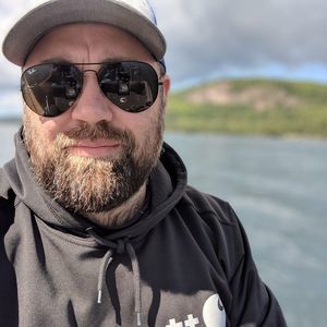 Meet your Posher, Clifford